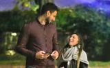 [ẢNH] Donnarumma 'diễn cảnh nóng' với bạn gái trên bãi biển