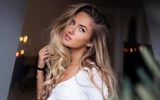 [ẢNH] Gu ăn mặc đẹp khó cưỡng của 'nữ thần điền kinh' Alica Schmidt