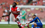 [ẢNH] Có 'bom tấn' Ben White, hàng thủ Arsenal vẫn tấu hài trước Chelsea