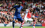 [ẢNH] Có 'bom tấn' Ben White, hàng thủ Arsenal vẫn tấu hài trước Chelsea