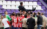 [ẢNH] Kinh ngạc Pep Guardiola 'đốt tiền' chuyển nhượng vẫn thua Jose Mourinho