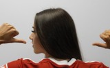 [ẢNH] M.U 'trói chân' tài năng 18 tuổi xinh như hotgirl