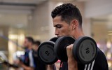[ẢNH] Bí quyết giữ vóc dáng và phong độ của Ronaldo ở tuổi 36
