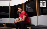 Bộ ảnh mới đẹp lung linh của Ronaldo ở sân Old Trafford