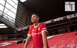 Bộ ảnh mới đẹp lung linh của Ronaldo ở sân Old Trafford