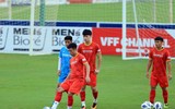 [ẢNH] Công Phượng, Quang Hải tập 'cực sung' chờ đấu Trung Quốc