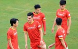 [ẢNH] Công Phượng, Quang Hải tập 'cực sung' chờ đấu Trung Quốc
