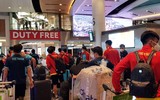 [ẢNH] Tuyển Việt Nam mệt mỏi sau đêm trắng sang Oman