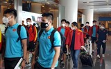 [ẢNH] Tuyển Việt Nam mệt mỏi sau đêm trắng sang Oman