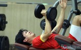 Thầy Park cho Công Phượng tập tạ sau trận thua Nhật Bản