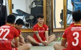 Thầy Park cho Công Phượng tập tạ sau trận thua Nhật Bản