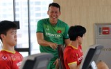Thầy Park cho Công Phượng tập tạ sau trận thua Nhật Bản