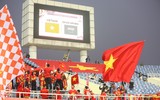 CĐV Việt Nam khuấy động không khí, 'tiếp lửa' thầy trò HLV Park