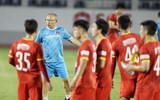 ĐT Việt Nam tập xoay tua đội hình cho AFF Cup