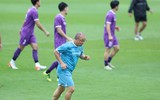 ĐT Việt Nam tập 'cực sung' dưới mưa trước khi lên đường dự AFF Cup