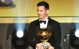 7 lần Messi nâng Quả bóng Vàng sau 12 năm