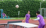 Công Phượng xỏ găng làm thủ môn trước trận gặp Campuchia