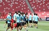 ĐT Việt Nam cười 'thả phanh' trước màn tái ngộ Thái Lan