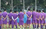 ĐT Việt Nam cười 'thả phanh' trước màn tái ngộ Thái Lan