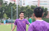 ĐT Việt Nam cười 'thả phanh' trước màn tái ngộ Thái Lan