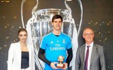 Huyền thoại Real Madrid si mê nữ phóng viên kém 14 tuổi
