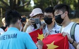 Quang Hải, Công Phượng 'mỏi tay' ký tặng người hâm mộ ở Australia