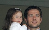 Vẻ đẹp tuổi 19 của con gái Michael Owen