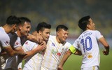 Quang Hải cúi đầu tạ ơn 'bầu' Hiển