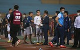 Quang Hải cúi đầu tạ ơn 'bầu' Hiển