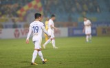 Quang Hải cúi đầu tạ ơn 'bầu' Hiển