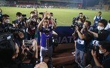 Quang Hải bật khóc nói lời chia tay Hà Nội FC