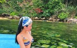 Đường cong nóng bỏng của bạn gái mới Quang Hải