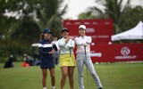 Những bóng hồng tỏa sáng ngày mở màn giải golf vô địch quốc gia