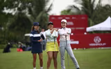 Những bóng hồng tỏa sáng ngày mở màn giải golf vô địch quốc gia