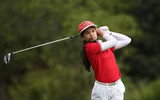 Những bóng hồng tỏa sáng ngày mở màn giải golf vô địch quốc gia