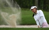 Những bóng hồng tỏa sáng ngày mở màn giải golf vô địch quốc gia