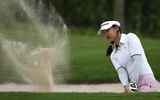 Những bóng hồng tỏa sáng ngày mở màn giải golf vô địch quốc gia