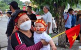CĐV ngập trong sắc đỏ đổ về sân Việt Trì 'tiếp lửa' U23 Việt Nam