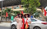 CĐV ngập trong sắc đỏ đổ về sân Việt Trì 'tiếp lửa' U23 Việt Nam