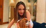 Nhan sắc tiểu thư xinh đẹp con gái trưởng đoàn U23 Thái Lan