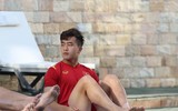 Các tuyển thủ U23 Việt Nam đẹp như 'nam thần' ở bể bơi