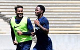 Sterling hớn hở ra mắt Chelsea tại Mỹ