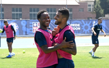 Sterling hớn hở ra mắt Chelsea tại Mỹ