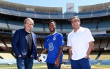 Sterling hớn hở ra mắt Chelsea tại Mỹ