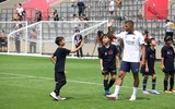Messi, Neymar và Mbappe gây sốt ở Nhật Bản