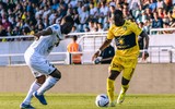 Toàn cảnh trận đầu tiên Quang Hải đá chính cho Pau FC