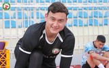 Đặng Văn Lâm đi cùng bạn gái ra mắt CLB Bình Định