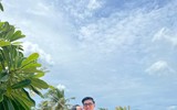 Bạn gái Đoàn Văn Hậu khoe dáng ngọc với bikini trên du thuyền