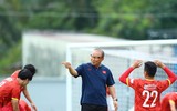 HLV Park trở lại, tuyển Việt Nam 'luyện công' giữa trưa nắng gắt