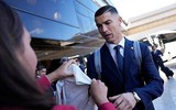 Ronaldo bảnh bao đặt chân đến Qatar dự World Cup 2022